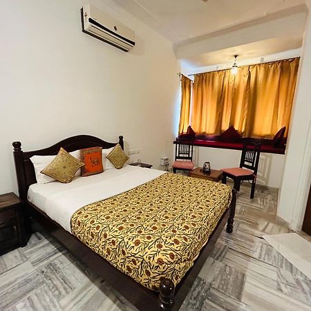 Adhbhut Hotel Jaipur Eksteriør billede
