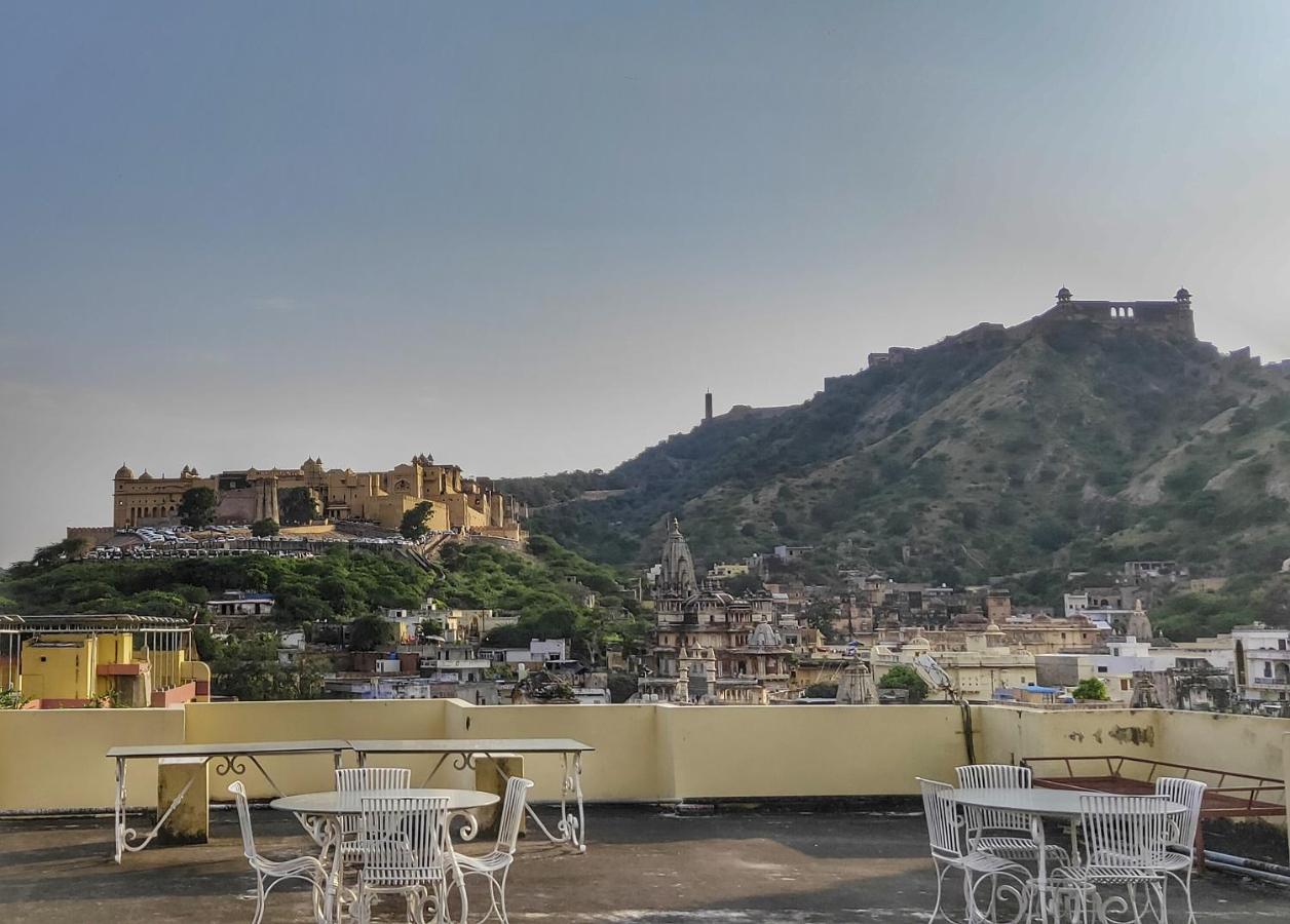 Adhbhut Hotel Jaipur Eksteriør billede