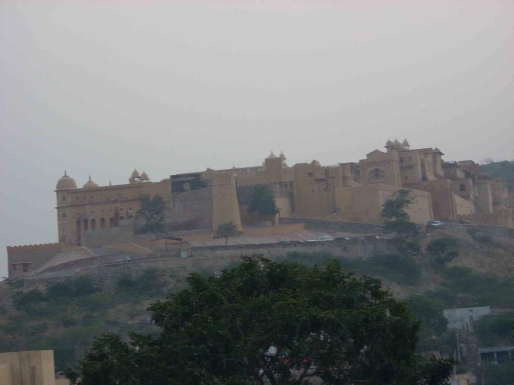Adhbhut Hotel Jaipur Eksteriør billede