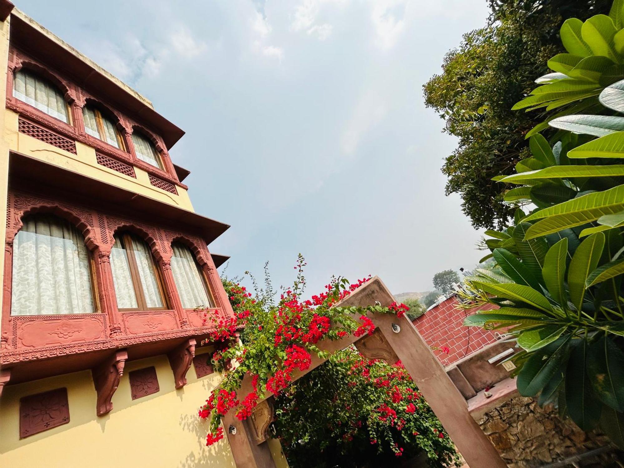 Adhbhut Hotel Jaipur Eksteriør billede