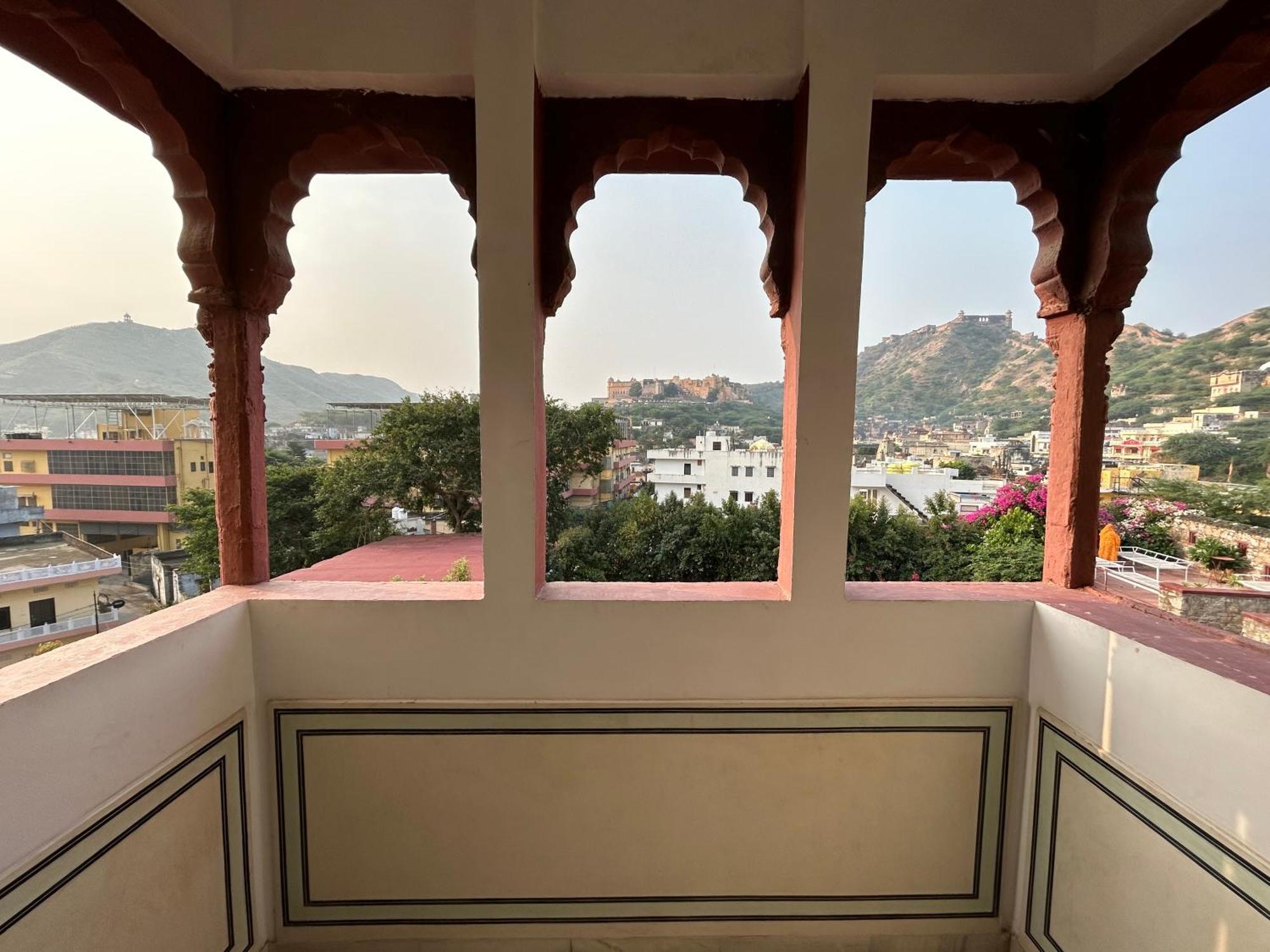 Adhbhut Hotel Jaipur Eksteriør billede