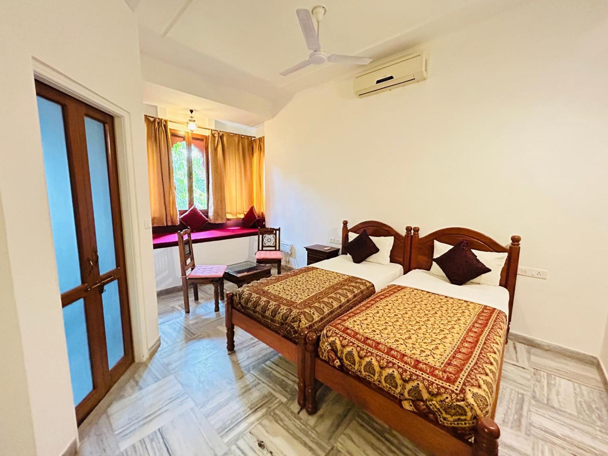 Adhbhut Hotel Jaipur Eksteriør billede