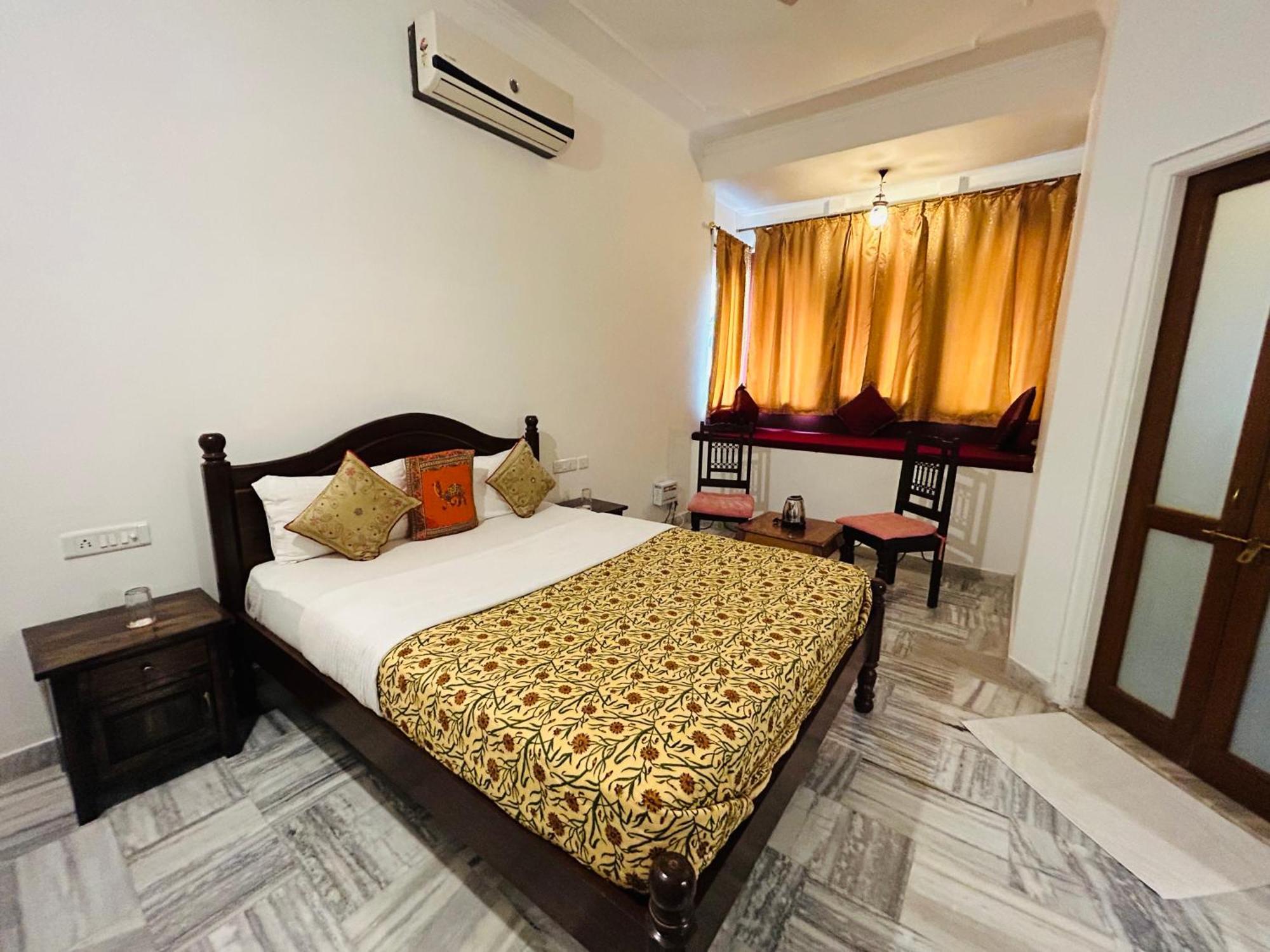 Adhbhut Hotel Jaipur Eksteriør billede