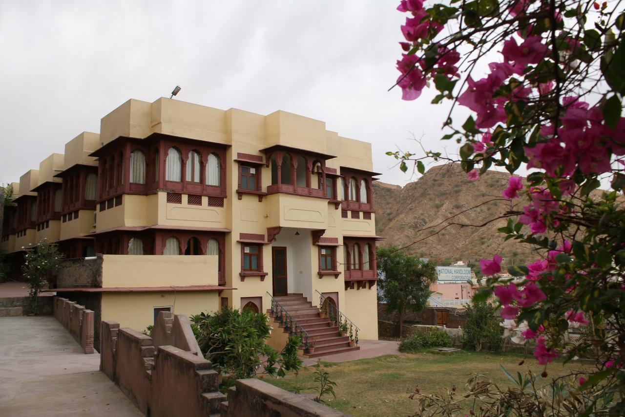 Adhbhut Hotel Jaipur Eksteriør billede