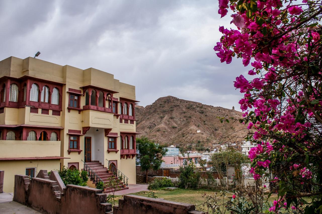 Adhbhut Hotel Jaipur Eksteriør billede